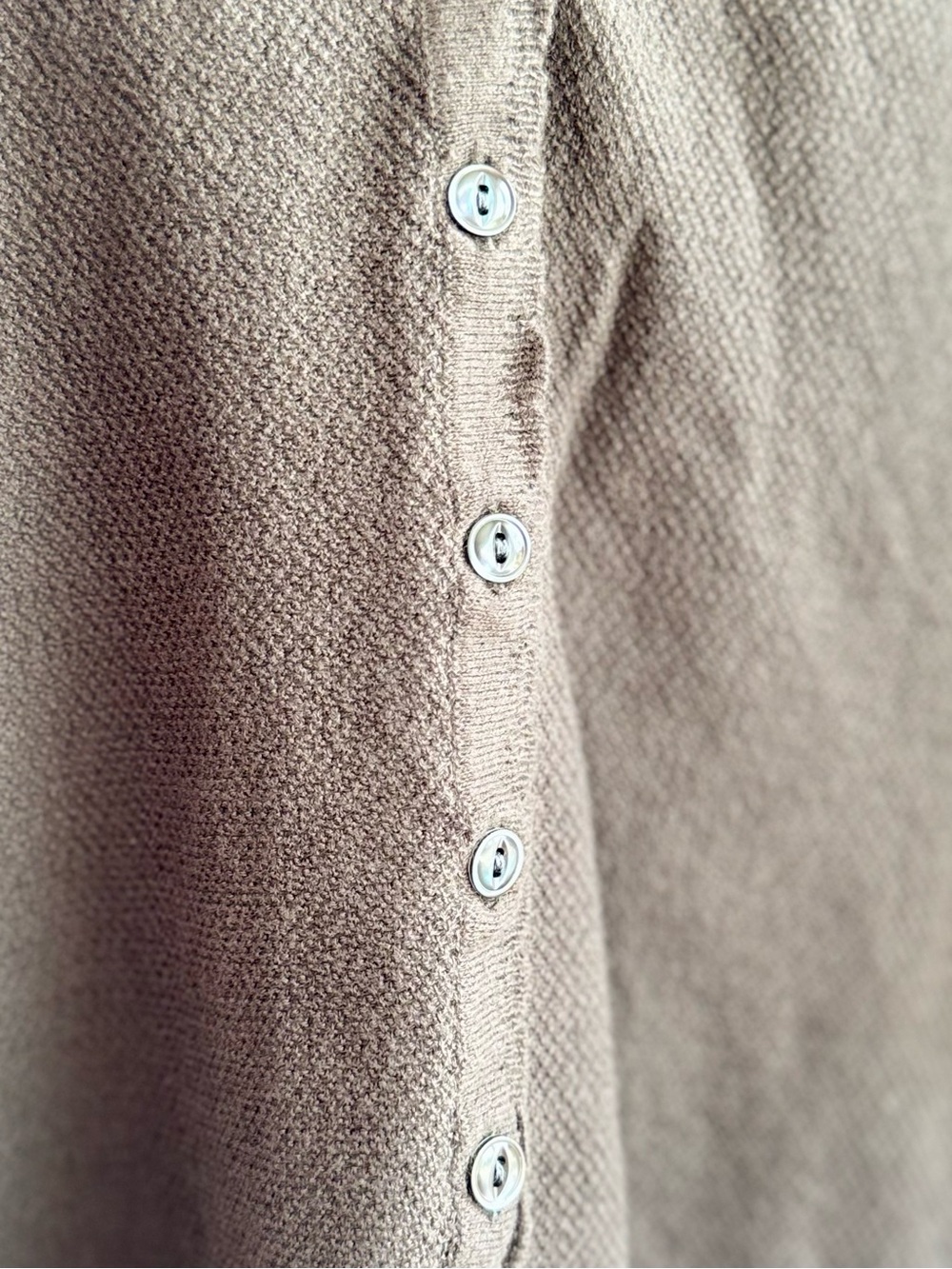 Tommy Bahama Textured Knit Cardigan Taupe Gray 3/4 Sleeve Coastal Size - Picture 4 of 10